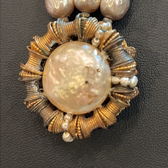 Vintage Signed Miriam Haskell Silver tone Faux Baroque Pearl Bracelet. - Picture 3 of 16